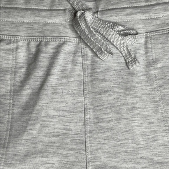 IDEOLOGY Women Pull-On Mid-Rise Drawstring Lounge Shorts-White Heather-NWT - Picture 4 of 5